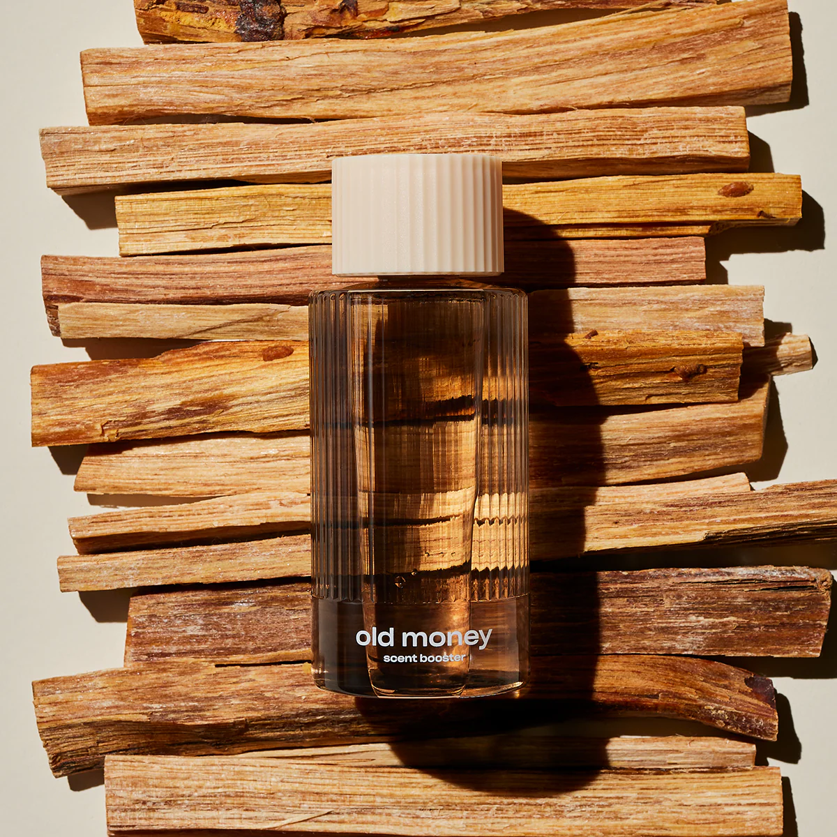 OLD MONEY  - WOODY AND SPICED SCENTED LAUNDRY SCENT BOOSTER - Image 5