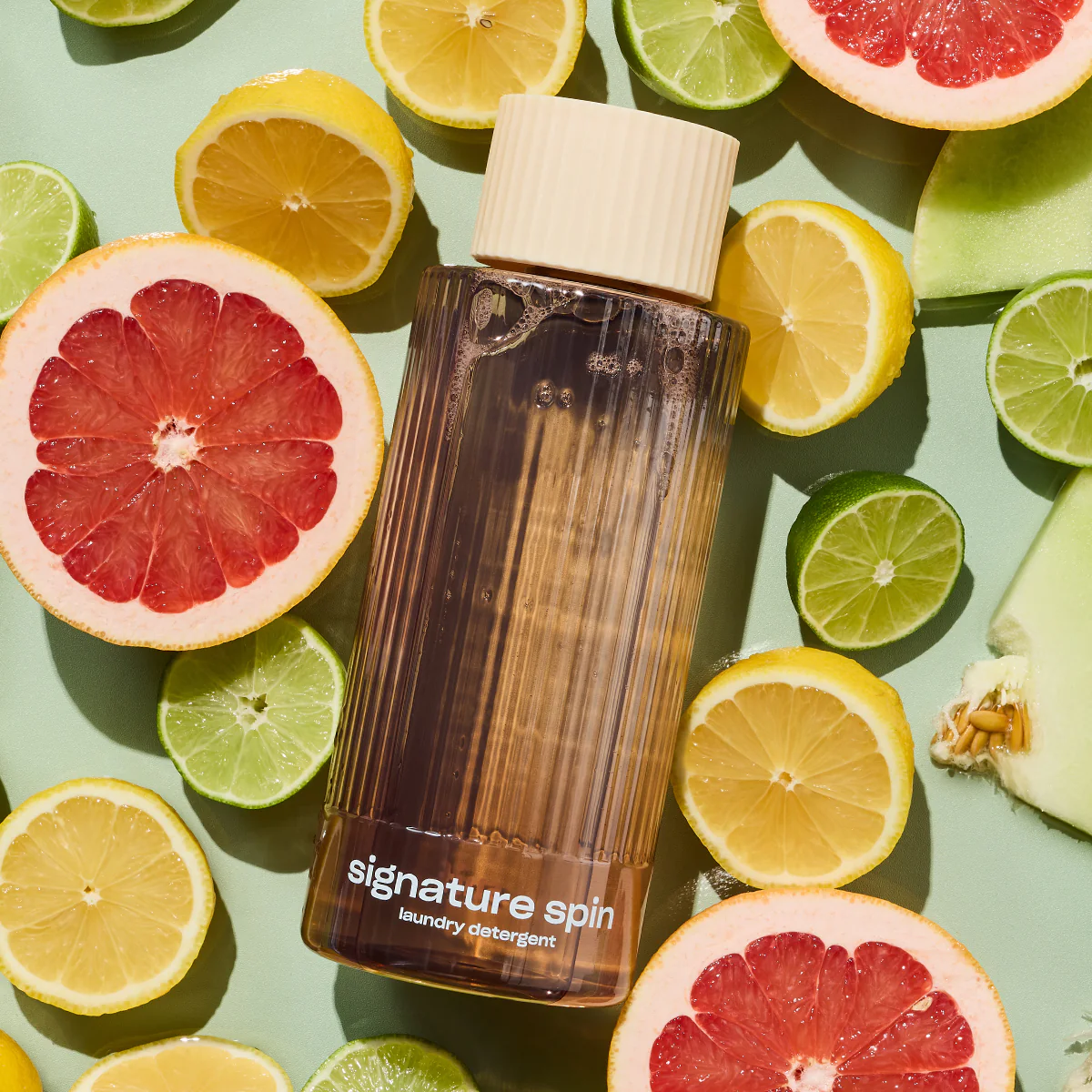 SIGNATURE SPIN - FRESH CITRUS SCENTED LAUNDRY DETERGENT - Image 4