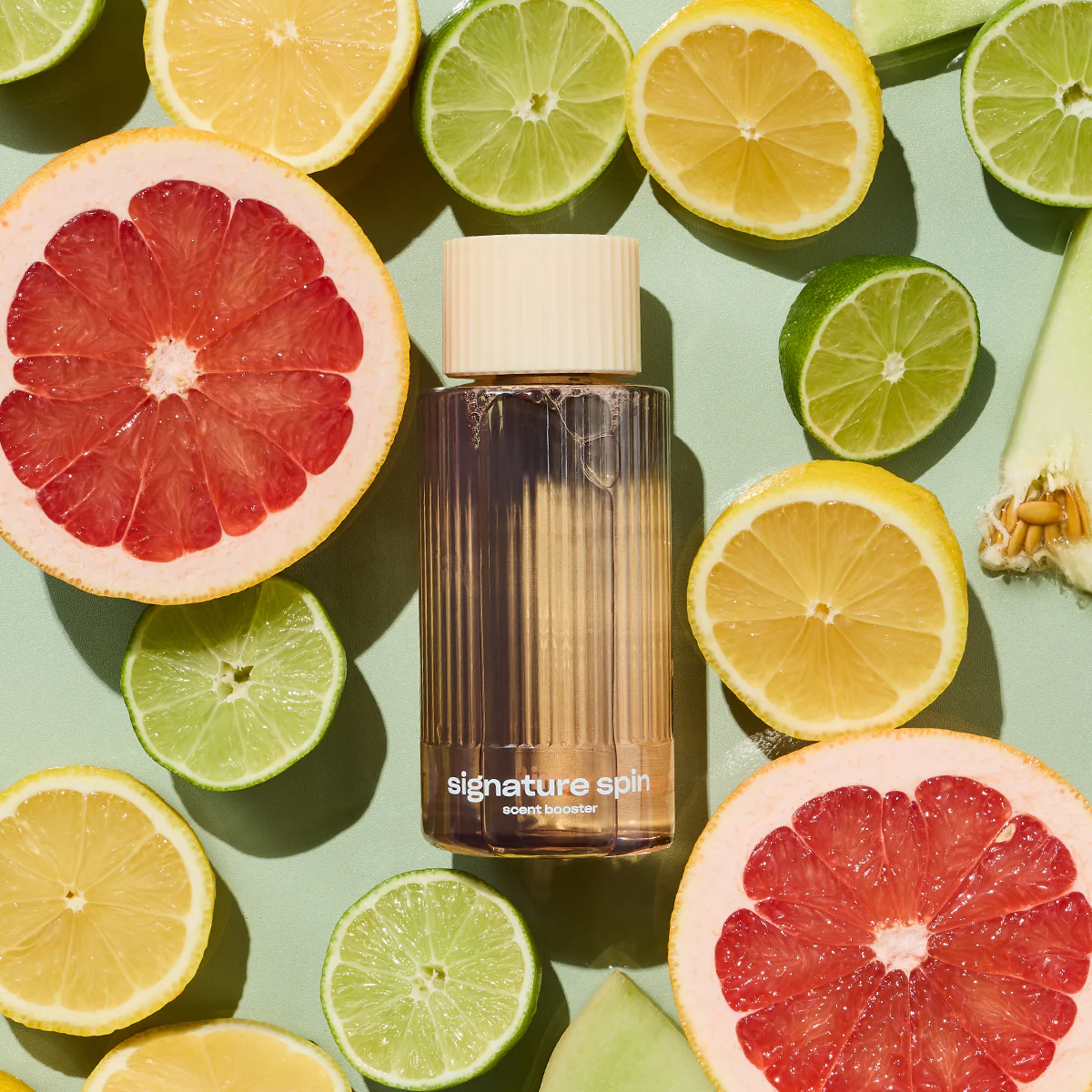 SIGNATURE SPIN - FRESH CITRUS LAUNDRY SCENT BOOSTER - Image 3